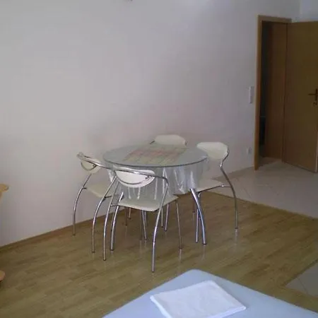 In With Sea View, Balcony, Air Conditioning, Wifi 5060-2 *