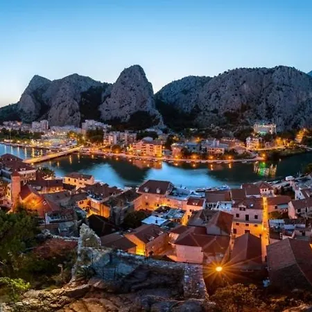 In With Sea View, Balcony, Air Conditioning, Wifi 5060-2 Lejlighed *